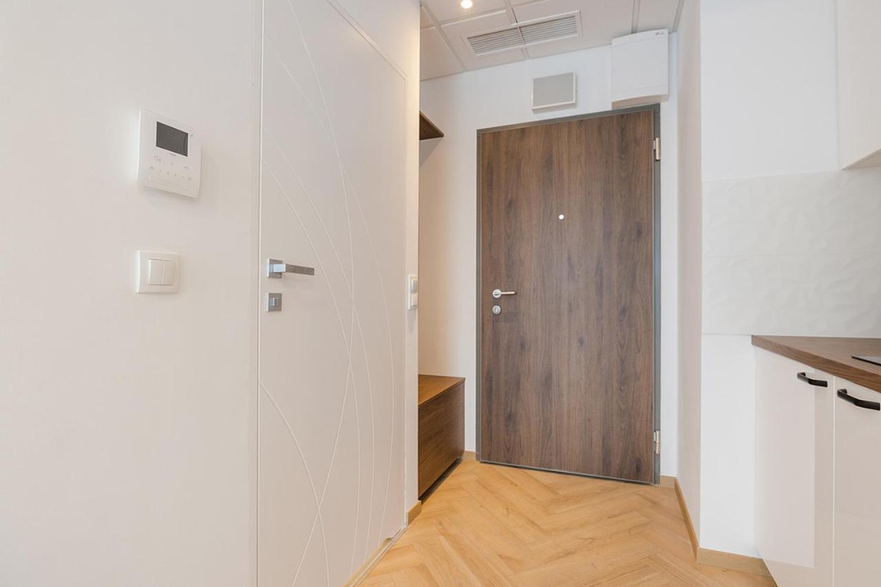 Kasprzaka 29 - Bezplatny Parking - Free Parking - Piekny Widok Na Centrum Miasta - Duzy Balkon - Smart Tv 55 Cali - Wifi - Better Rental Varšava Exteriér fotografie