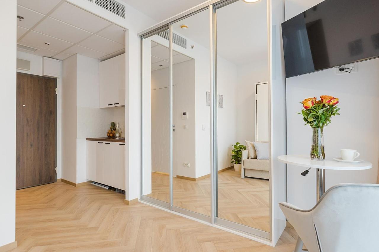 Kasprzaka 29 - Bezplatny Parking - Free Parking - Piekny Widok Na Centrum Miasta - Duzy Balkon - Smart Tv 55 Cali - Wifi - Better Rental Varšava Exteriér fotografie